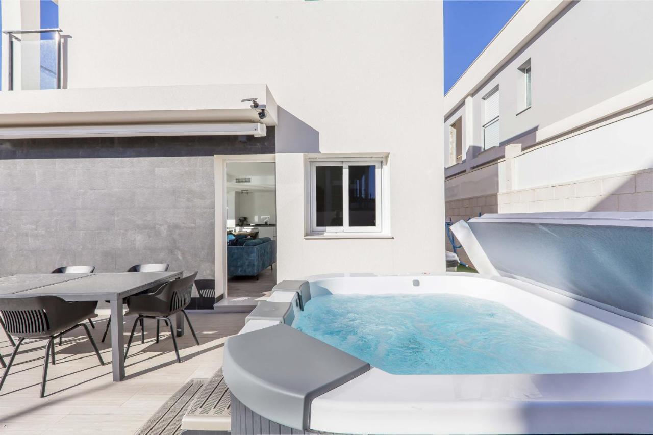 Casa Bos Dolpfin Wellness Luxury Entire Villa Pool & Jacuzzi Gran Alacant Near Beach Puerto Marino Exteriör bild
